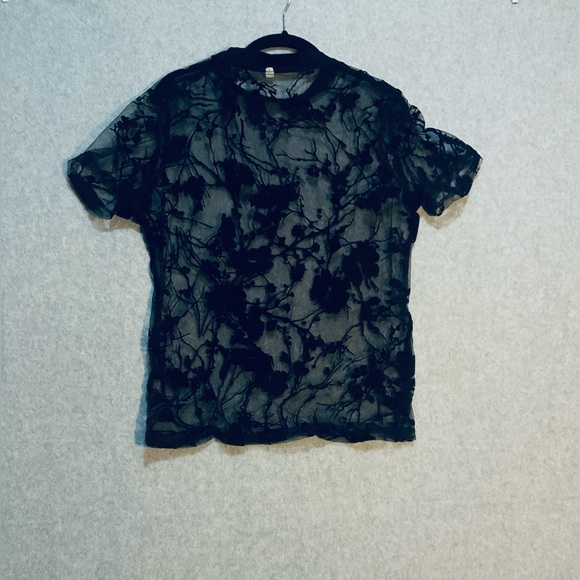 Black Floral Mesh Sheer Top Embroidery Flocked Gothic Romantic Size M - Picture 2 of 3